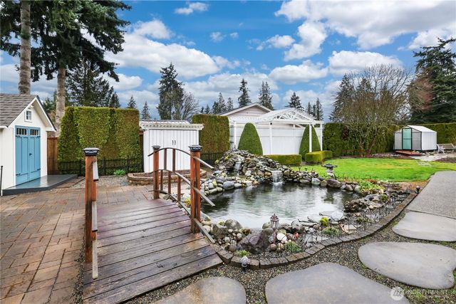 206 SW 303rd Street, Federal Way, WA 98023
