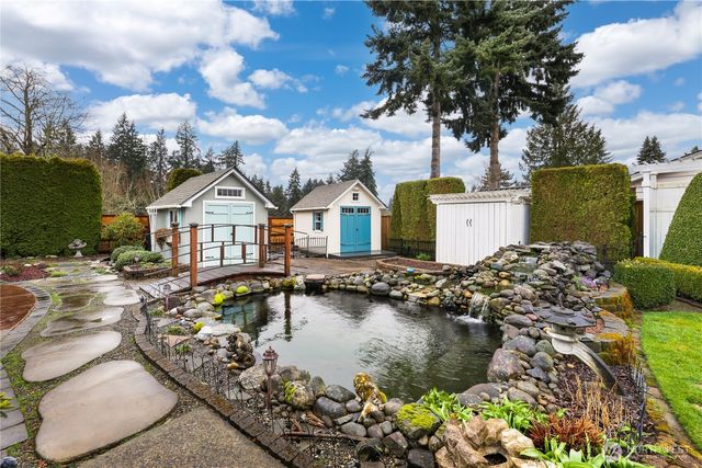 206 SW 303rd Street, Federal Way, WA 98023