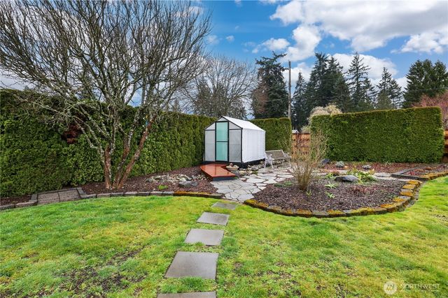 206 SW 303rd Street, Federal Way, WA 98023