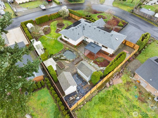 206 SW 303rd Street, Federal Way, WA 98023