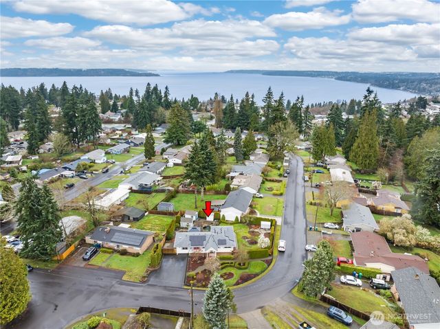 206 SW 303rd Street, Federal Way, WA 98023