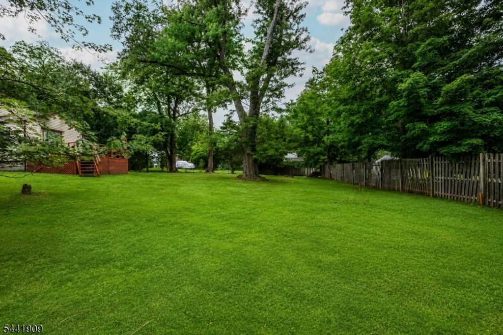 821 Miller Ln, Bridgewater Twp., NJ 08836 — photo 3