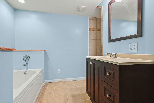 6826 Welbury Street, Portage City, MI 49024