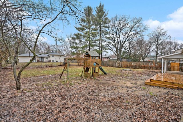 6826 Welbury Street, Portage City, MI 49024