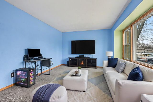 6826 Welbury Street, Portage City, MI 49024