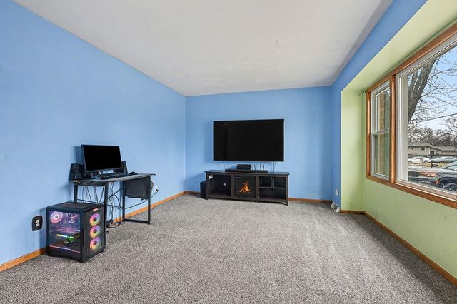 6826 Welbury Street, Portage City, MI 49024