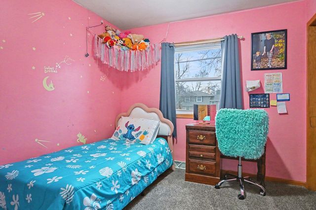 6826 Welbury Street, Portage City, MI 49024