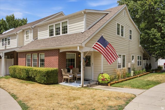 128 W PHEASANTBROOK CIR, Centerville, UT 84014
