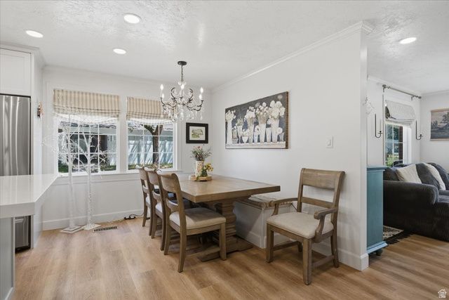 128 W PHEASANTBROOK CIR, Centerville, UT 84014