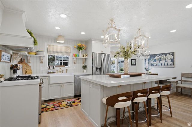 128 W PHEASANTBROOK CIR, Centerville, UT 84014