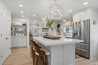 128 W PHEASANTBROOK CIR, Centerville, UT 84014