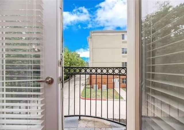 9906 Orchard Court, Houston, TX 77054