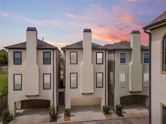 9906 Orchard Court, Houston, TX 77054