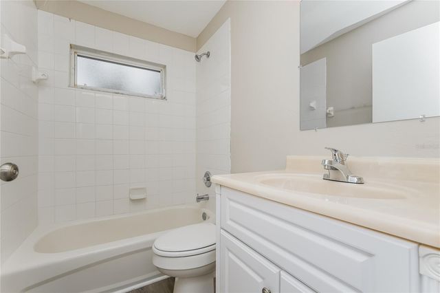 1502 BIRCHSTONE AVENUE, Brandon, FL 33511