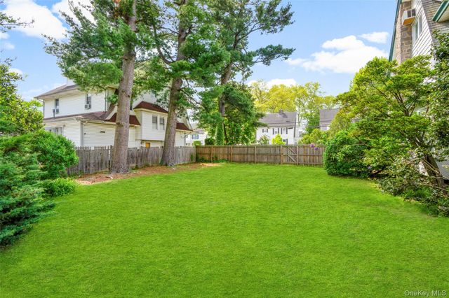197 Coligni Avenue, New Rochelle, NY 10801