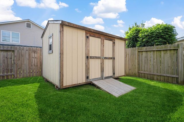 12819 Blue Timbers Court, Houston, TX 77044