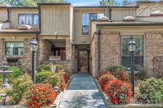 8073 Charter Oak Lane, Charlotte, NC 28226