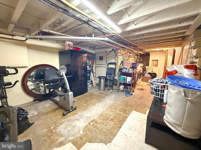 2610 PERKIOMEN AVE, Reading, PA 19606