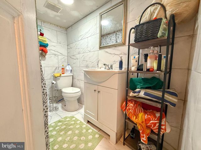 2610 PERKIOMEN AVE, Reading, PA 19606