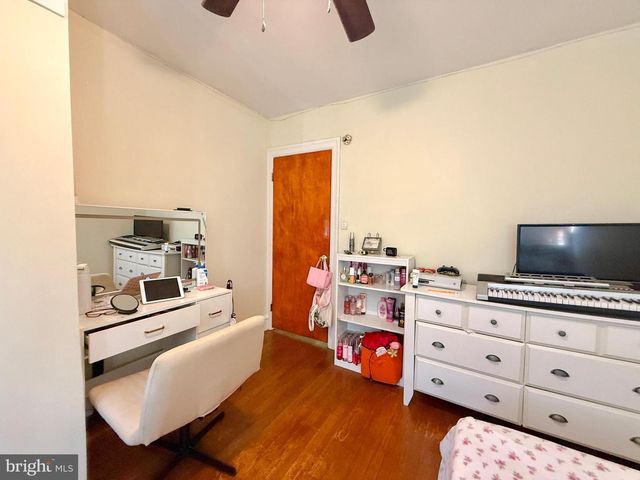 2610 PERKIOMEN AVE, Reading, PA 19606