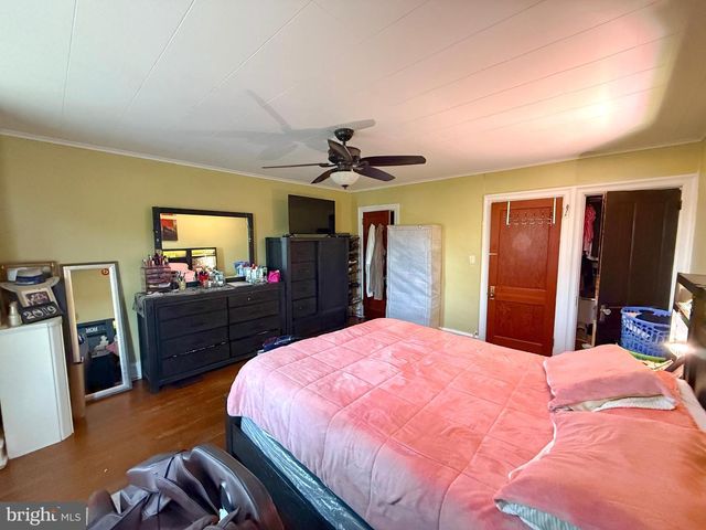 2610 PERKIOMEN AVE, Reading, PA 19606