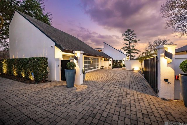 8742 W Fairway Dr, Baton Rouge, LA 70809