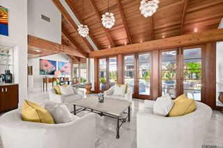 8742 W Fairway Dr, Baton Rouge, LA 70809