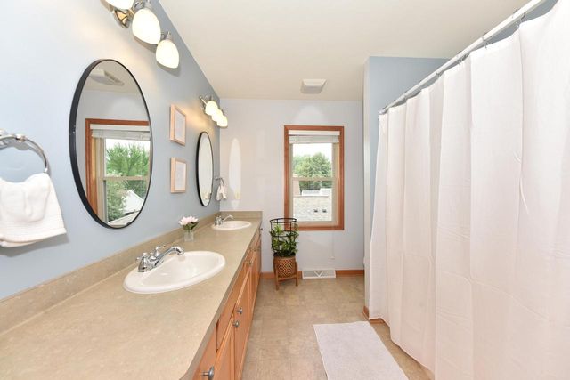 3234 S 57th STREET, Milwaukee, WI 53219