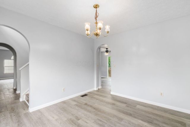 1380 Stanwix Court, Columbus, OH 43223