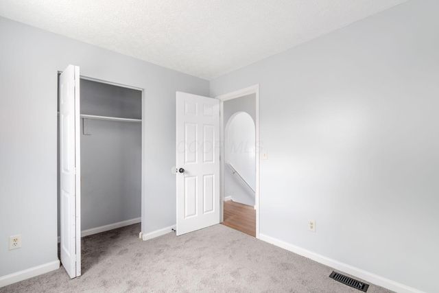 1380 Stanwix Court, Columbus, OH 43223