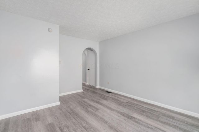 1380 Stanwix Court, Columbus, OH 43223