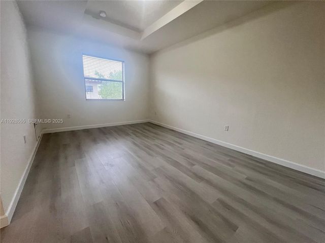 15001 SW 119th Ln 15001, Miami, FL 33196