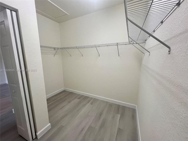 15001 SW 119th Ln 15001, Miami, FL 33196