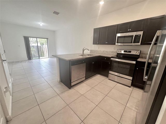 15001 SW 119th Ln 15001, Miami, FL 33196