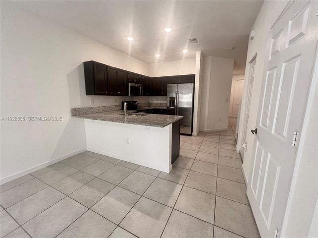 15001 SW 119th Ln 15001, Miami, FL 33196