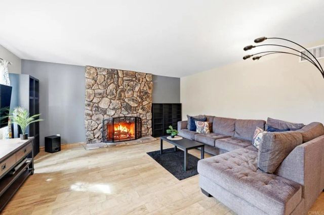 12661 Ridgeton Drive, Lakeside, CA 92040