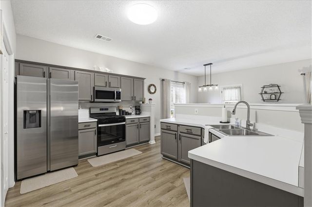 109 Brookview Court, Dallas, GA 30132