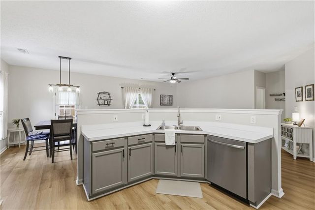 109 Brookview Court, Dallas, GA 30132