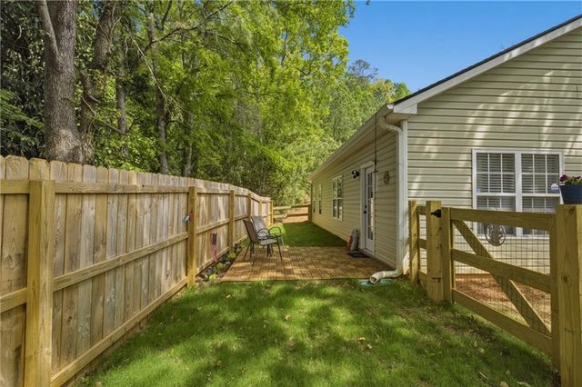 109 Brookview Court, Dallas, GA 30132
