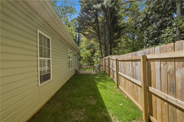 109 Brookview Court, Dallas, GA 30132