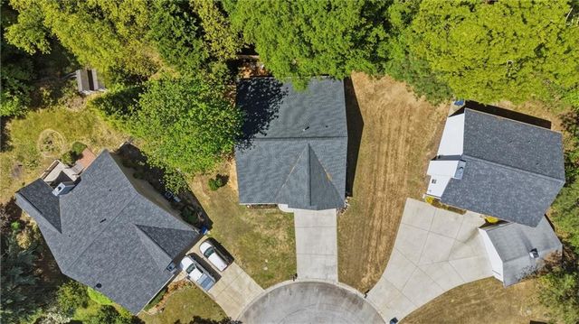 109 Brookview Court, Dallas, GA 30132