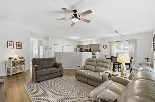 109 Brookview Court, Dallas, GA 30132