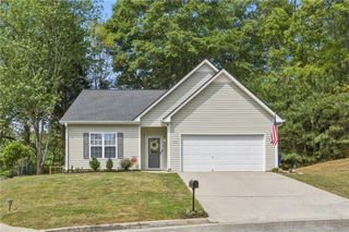 109 Brookview Court, Dallas, GA 30132