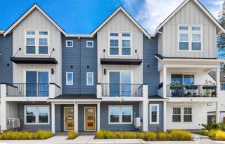 9007 NE 203rd Lane #B, Bothell, WA 98011