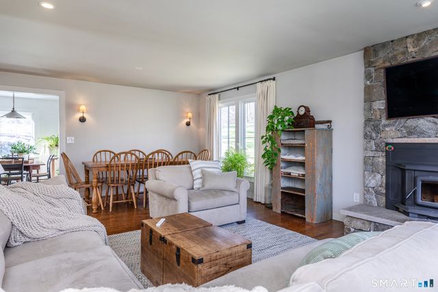 9 Old Paddock Lane, Kent, CT 06757