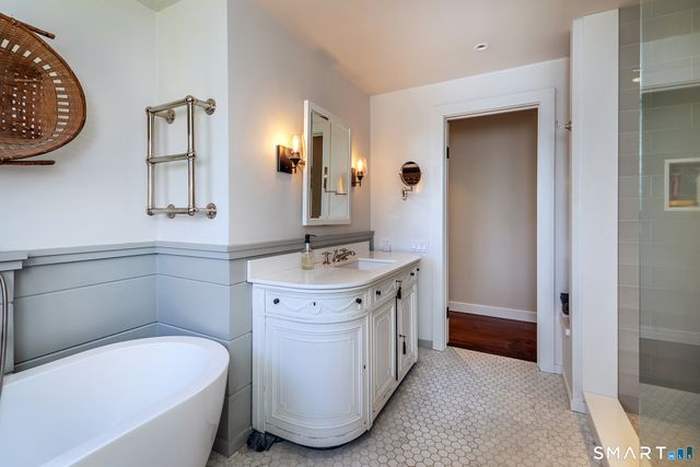 9 Old Paddock Lane, Kent, CT 06757