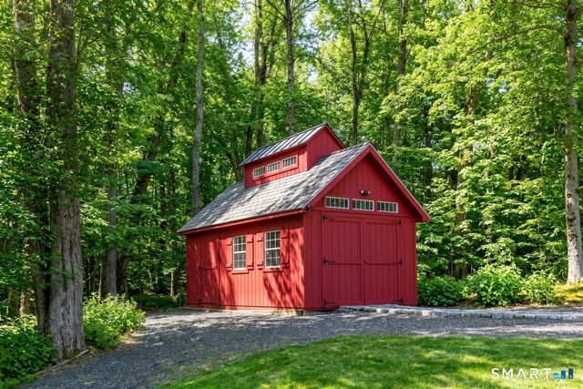 9 Old Paddock Lane, Kent, CT 06757