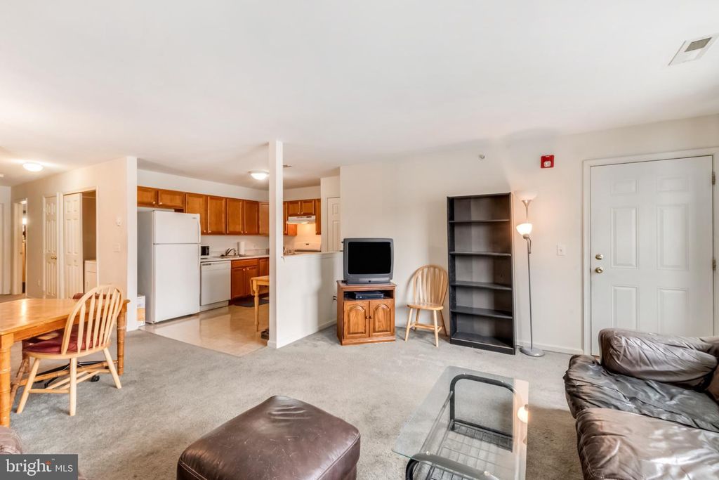 9228-38 BLUE GRASS RD #16, Philadelphia, PA 19114 — photo 5