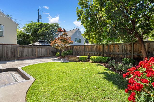 516 La Purissima Way, Sacramento, CA 95819