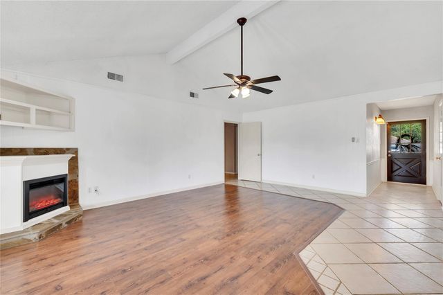 605 S Heather Lane, Friendswood, TX 77546